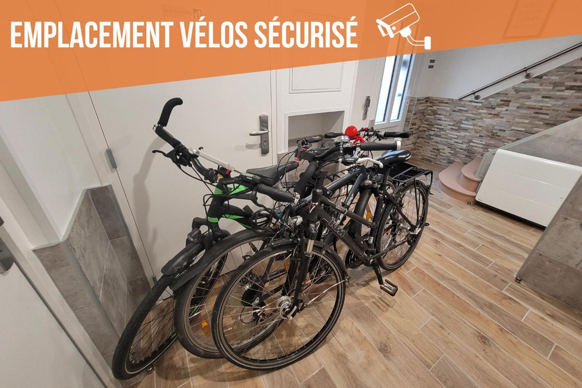 Promenade D'Automne: Cozy Stay with Netflix, Wi-Fi & Free Parking Chalons-en-Champagne Exterior photo